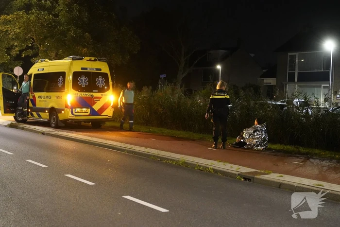 Persoon met te veel alcohol belandt in het water