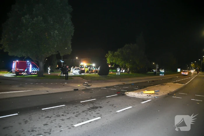 Politiewagen betrokken bij botsing