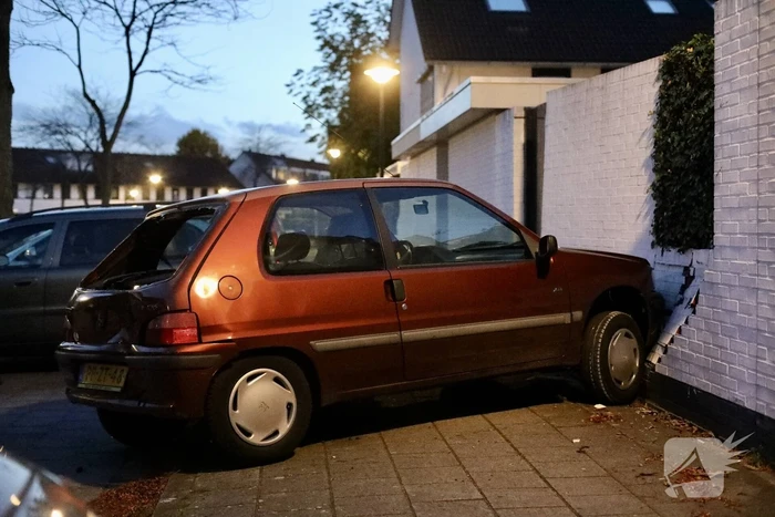 Dubbele botsing door oudere bestuurder