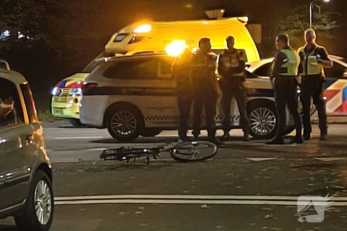Fietser aangereden op oversteekplaats