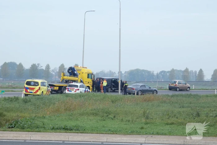Veel schade bij aanrijding oprit