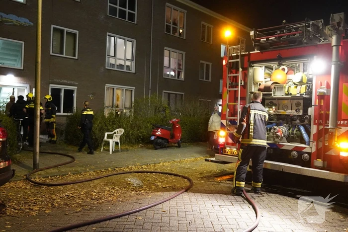 Bewoner gered na brand op tweede etage