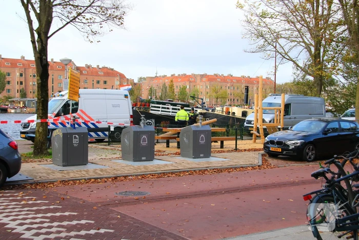 Overleden persoon aangetroffen in de Amstel