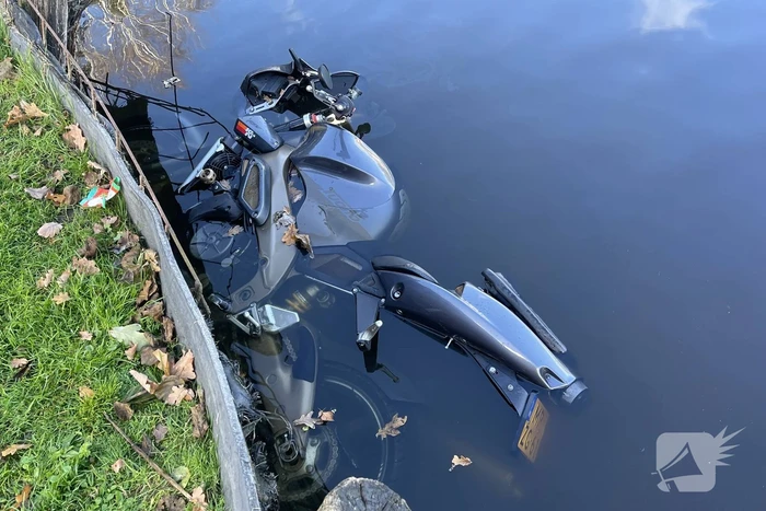 Gestolen motor teruggevonden in visvijver