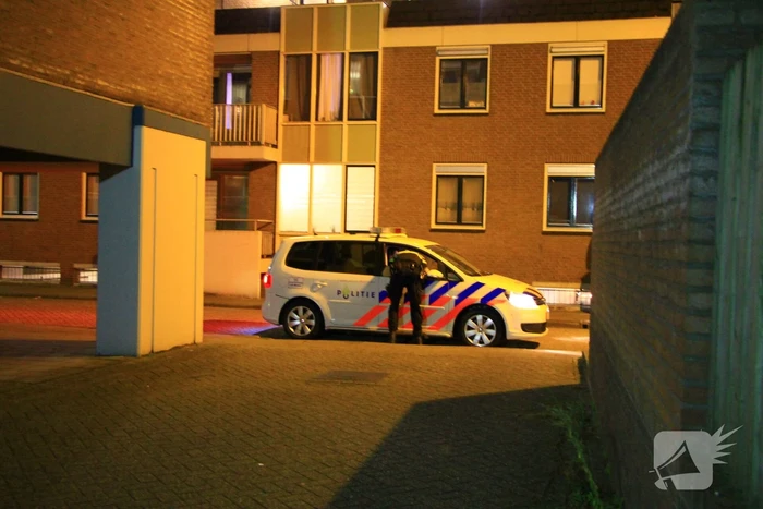 Onderzoek naar mogelijke schoten in woning