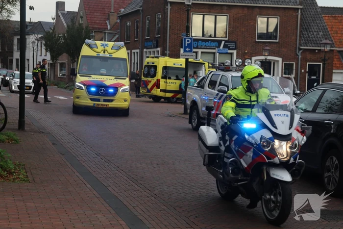 Traumahelikopter landt op brug