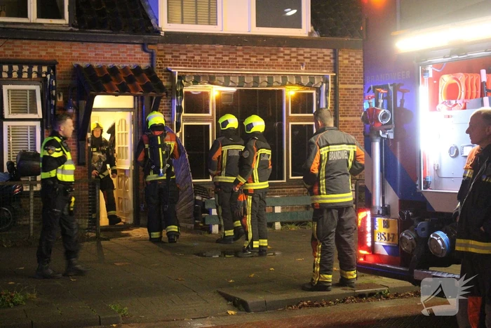 Brand in schoorsteen van woning