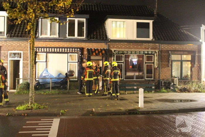 Brand in schoorsteen van woning
