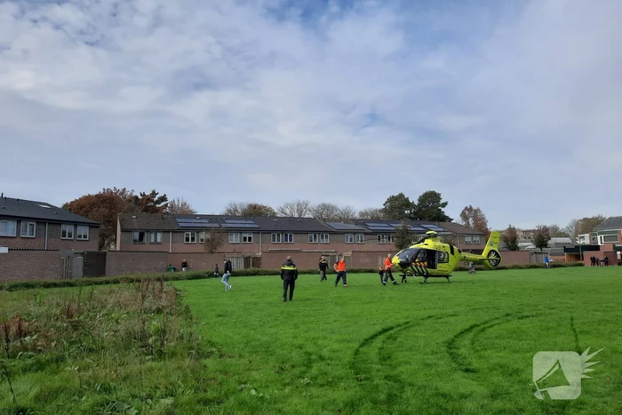 Traumateam assisteert ambulancedienst