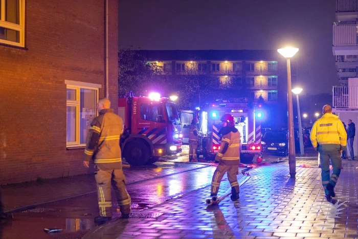 Tientallen appartementen ontruimd door brand