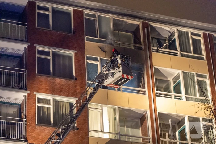 Tientallen appartementen ontruimd door brand