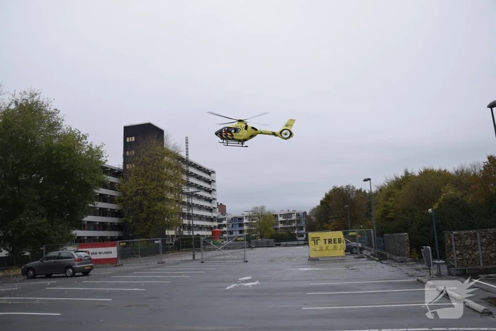 Traumahelikopter trekt veel bekijks