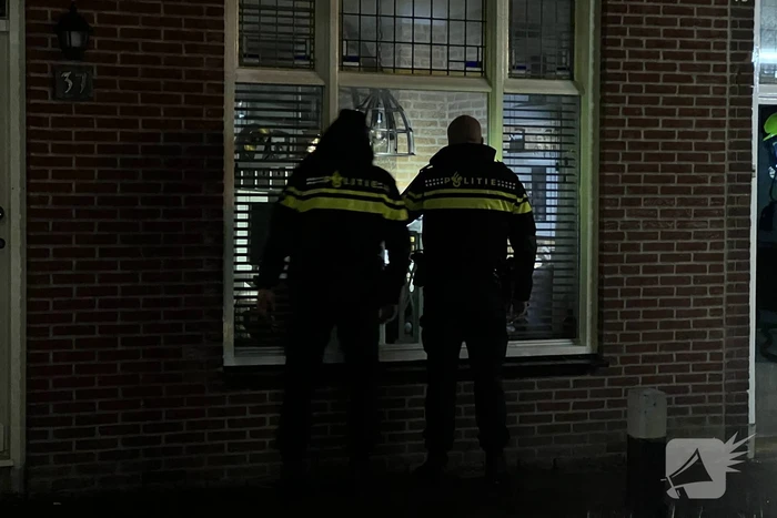 Hevige brand in schoorsteen van woning