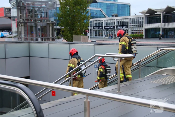 Veel rookontwikkeling op metrostation