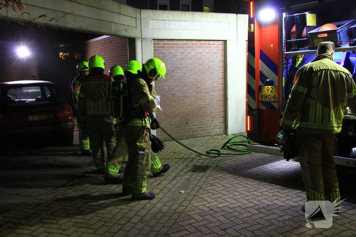 Elektrische fiets vat vlam in schuur van woning