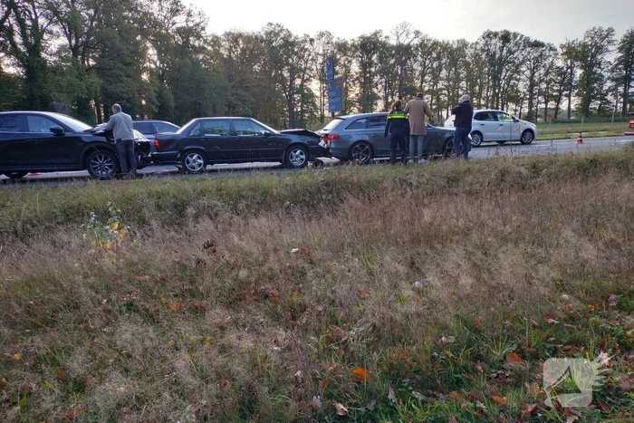 Veel schade na kop-staart aanrijding