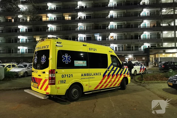 Persoon gewond bij steekincident in woning