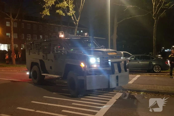 Arrestatieteam oefent gijzeling in school