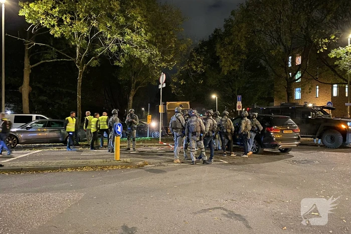 Arrestatieteam oefent gijzeling in school