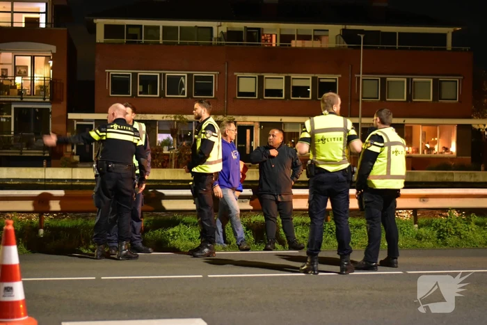 Brandweer groots ingezet voor zinkend containerschip