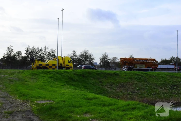 Afrit afgesloten door defecte kraanwagen
