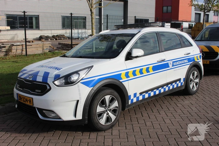 Preventieve drugscontrole bij loodsen op industrieterrein
