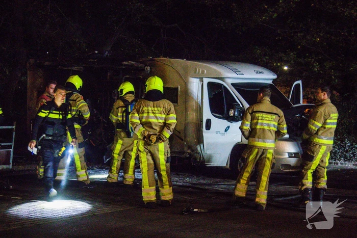 Wederom camper in brand gestoken