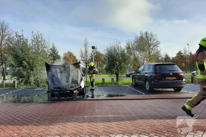 Hevige rookontwikkeling bij autobrand