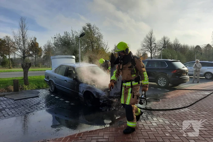 Hevige rookontwikkeling bij autobrand