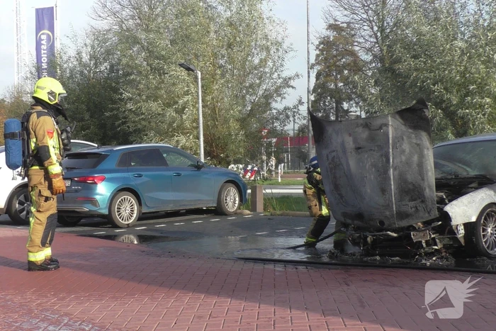 Hevige rookontwikkeling bij autobrand