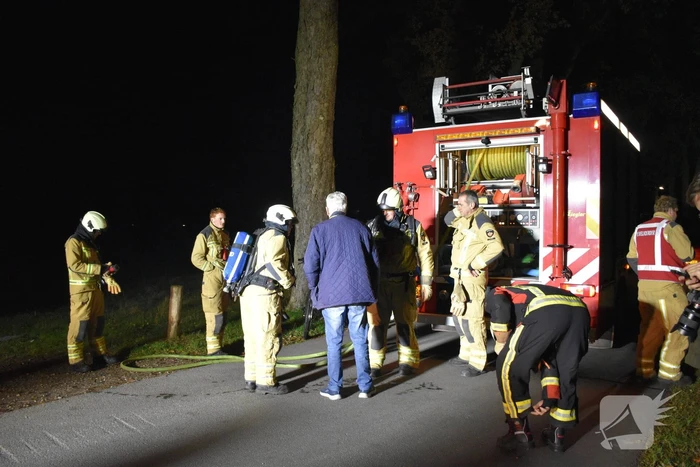 Brand in grote container snel geblust