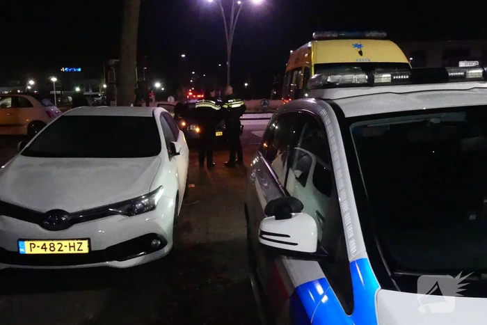 Fietser geschept door personenauto