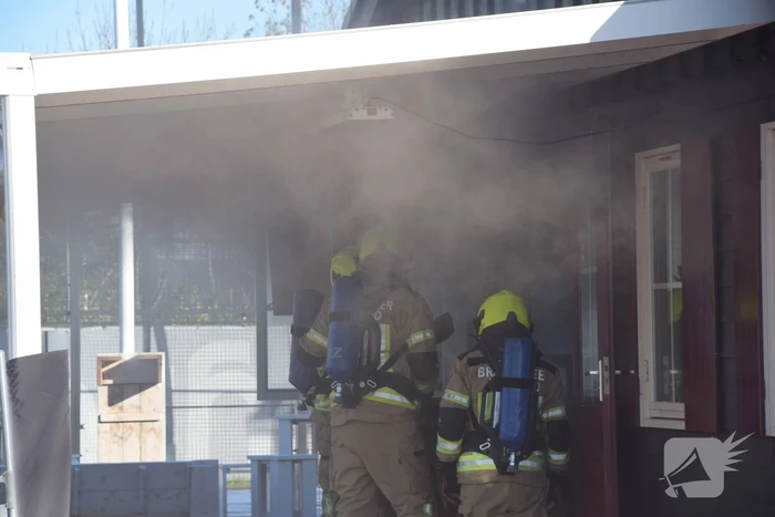 Uitslaande brand in clubgebouw tennisvereniging