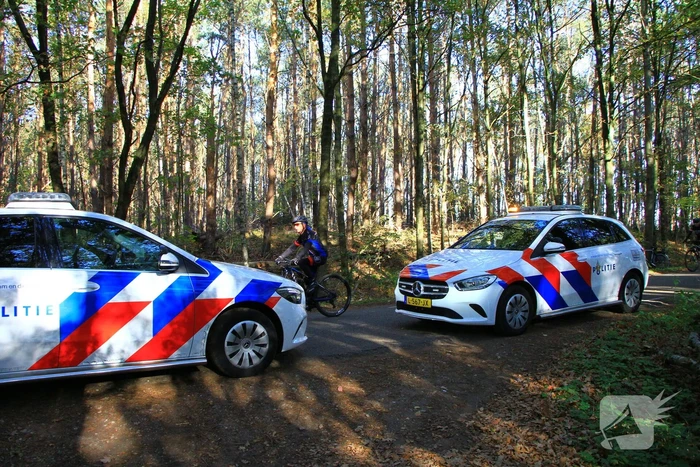 Meerdere mountainbikers ten val in bos, één zwaargewond