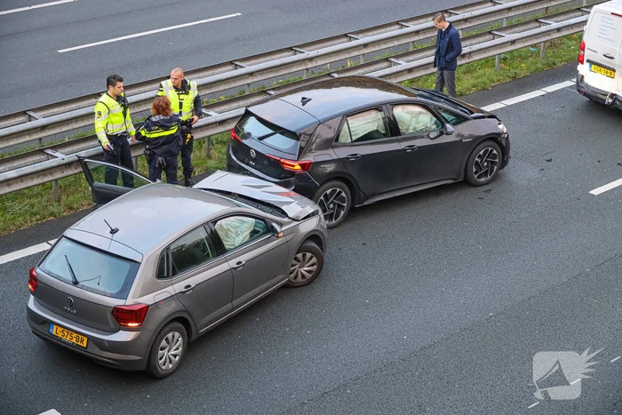 Meerdere voertuigen betrokken bij kettingbotsing