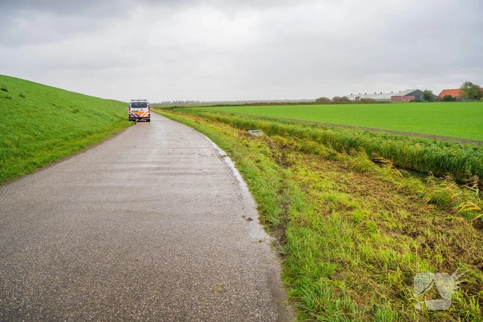Automobilist belandt met auto in de sloot