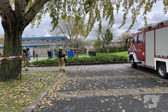 Brandweer doet onderzoek naar vreemde lucht bij Stedelijk Dalton Lyceum