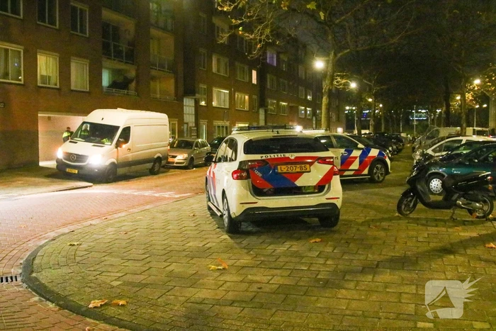 Pakketbezorger in woonwijk overvallen