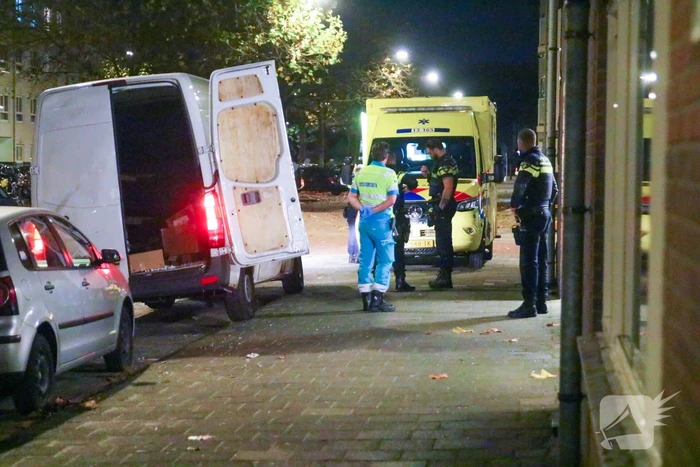 Pakketbezorger in woonwijk overvallen