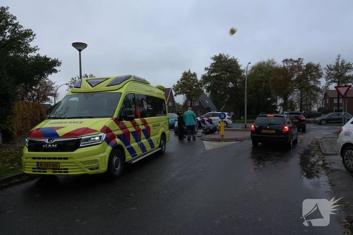 Scooterrijder aangereden door auto