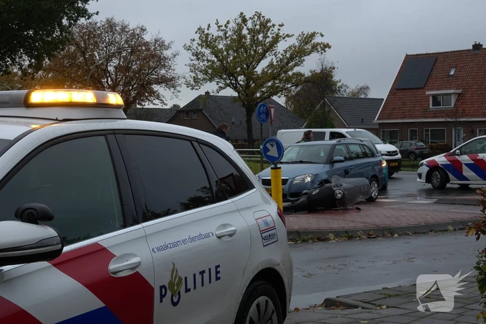 Scooterrijder aangereden door auto