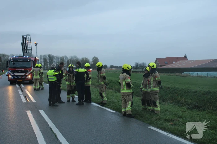 Bestuurder gewond na te water raken met voertuig