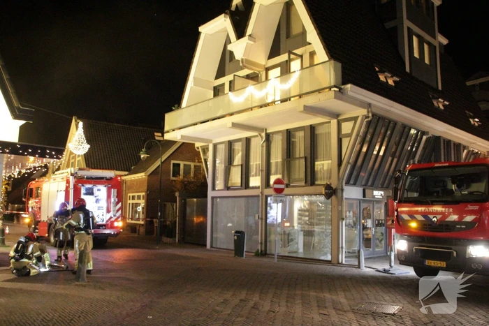 Flinke brand in schoorsteen van woning