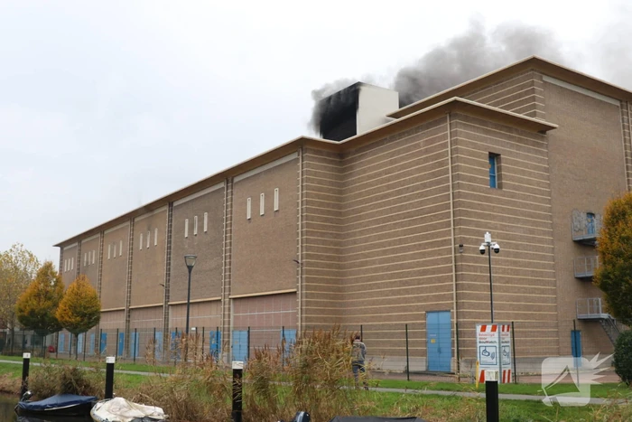 Flinke rookontwikkeling bij brand in hoogspanningscentrale