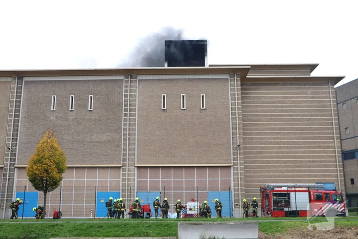 Flinke rookontwikkeling bij brand in hoogspanningscentrale