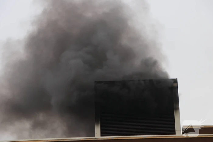 Flinke rookontwikkeling bij brand in hoogspanningscentrale