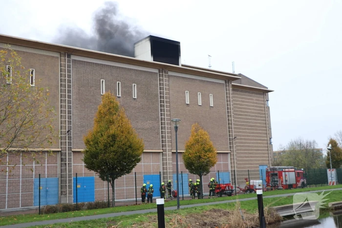 Flinke rookontwikkeling bij brand in hoogspanningscentrale