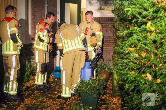 Kelder vol ontlasting door gesprongen riool
