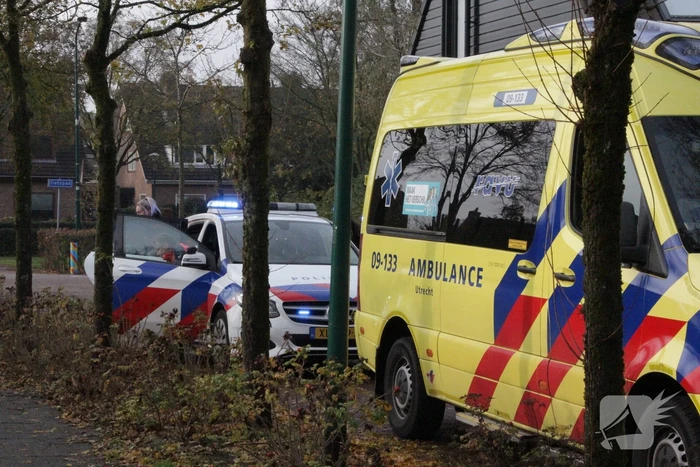 Veel hulpdiensten naar basisschool