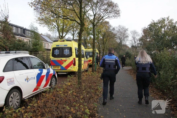 Veel hulpdiensten naar basisschool